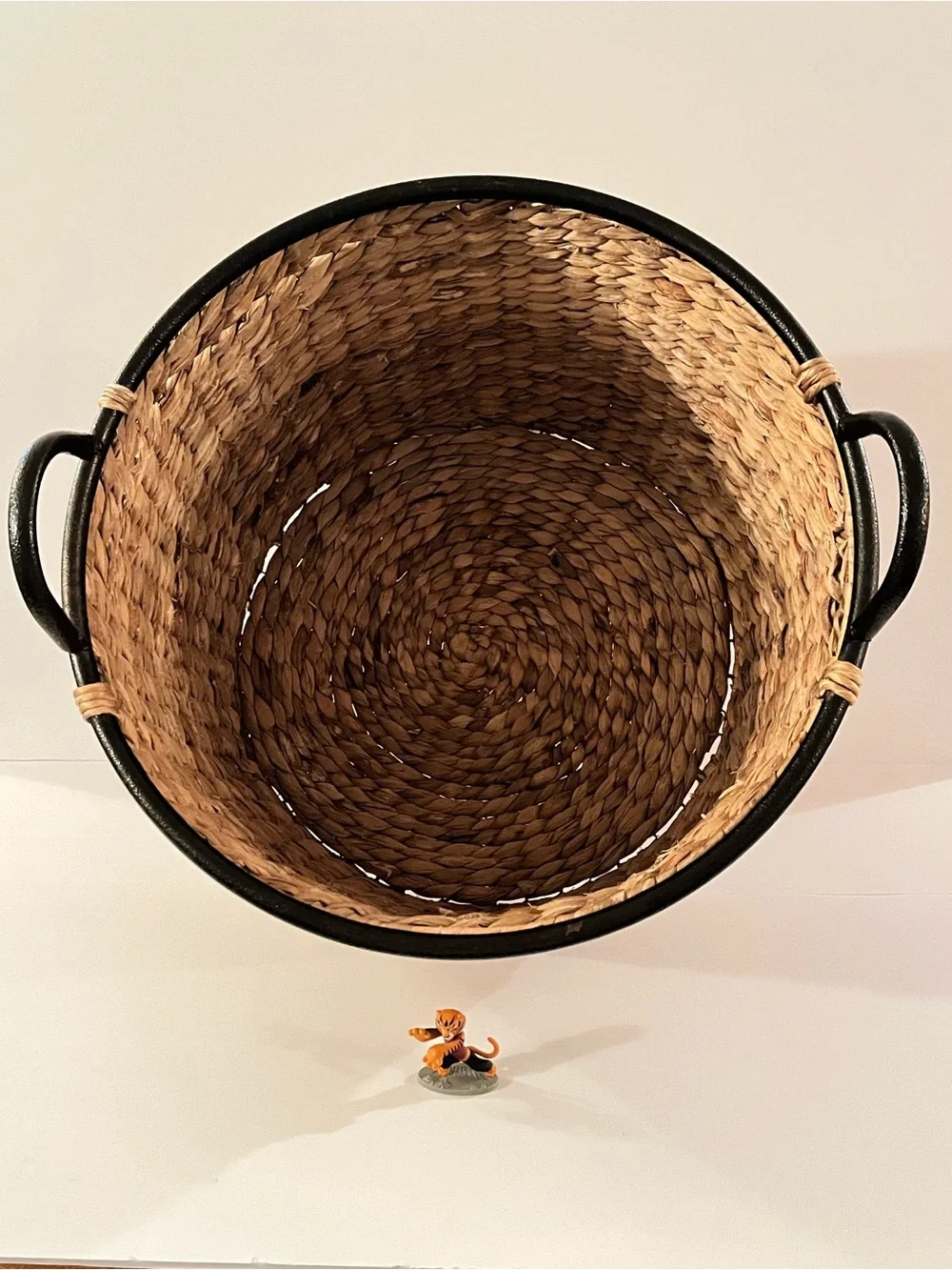 Woven Seagrass Basket Black Metal Rim Storage